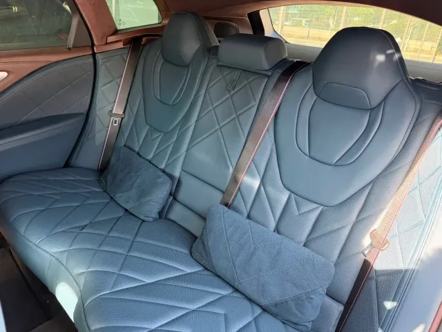BMW XM — Фото автомобиля 20