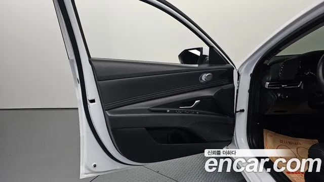 Hyundai Avante — Фото автомобиля 13