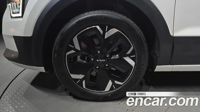 Kia Niro All Niro EV Air — Фото автомобиля 5