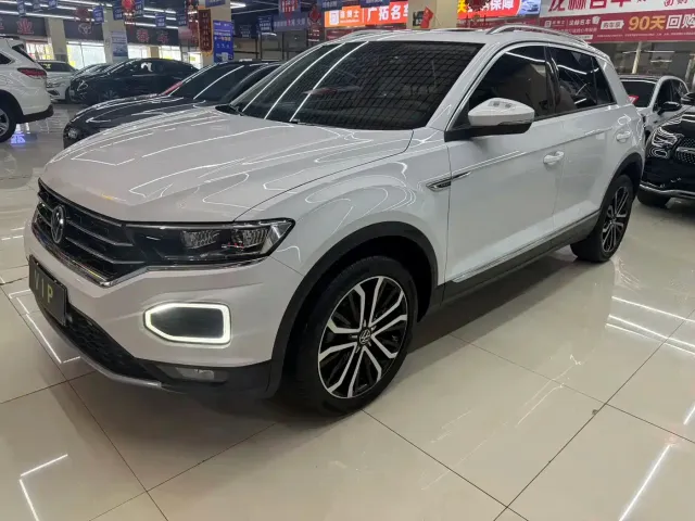 Фотография автомобиля — Volkswagen T-Roc