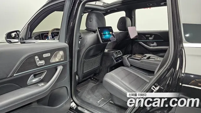 Mercedes-Benz GLS-Class — Фото автомобиля 10