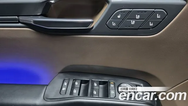 Kia EV9 — Фото автомобиля 12