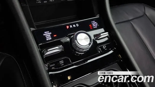 Jeep Cherokee WL — Фото автомобиля 12
