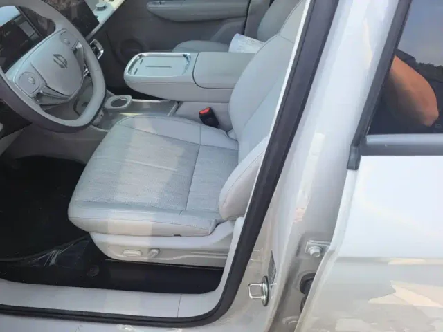 Leapmotor Leapmotor B10 2025 510 Joy Edition — Фото автомобиля 19