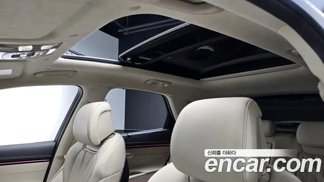 Genesis GV70 — Фото автомобиля 16