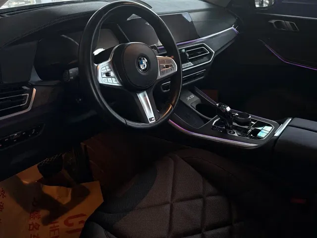 BMW X5 — Фото автомобиля 10