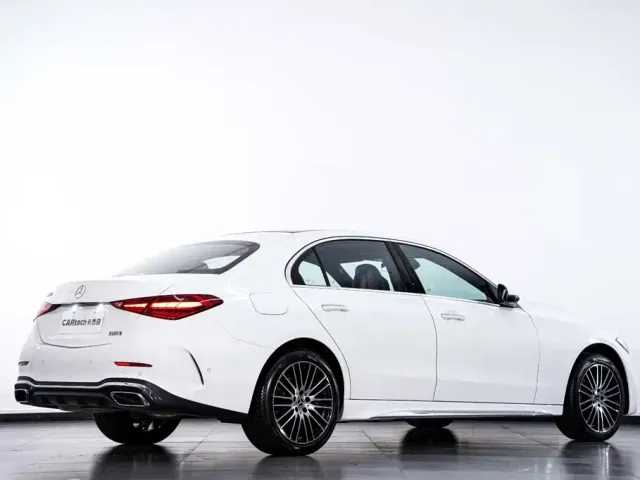 Mercedes-Benz C-Class — Фото автомобиля 6