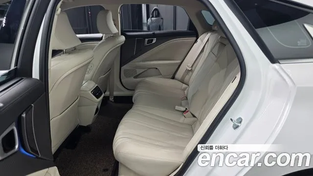 Kia K8 (New) Hybrid — Фото автомобиля 18