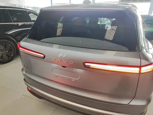Onvo L90 — Фото автомобиля 5