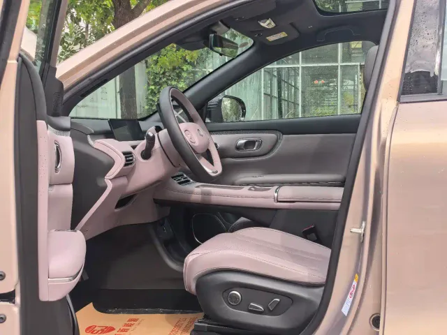 Changan Qiyuan Q05 — Фото автомобиля 12