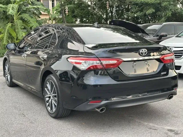 Toyota Camry 2021 2.5G Luxury Edition — Фото автомобиля 5