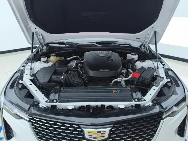 Cadillac CT4 — Фото автомобиля 9
