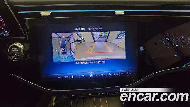 Mercedes-Benz E-Class — Фото автомобиля 14