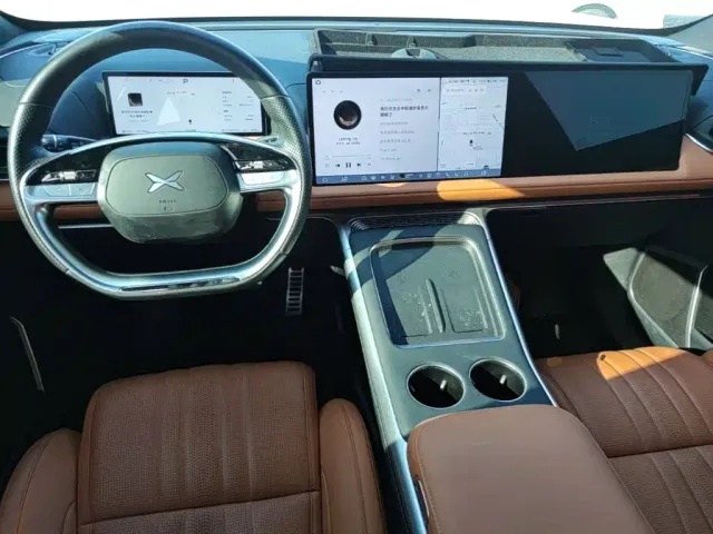 Xpeng G9 — Фото автомобиля 9