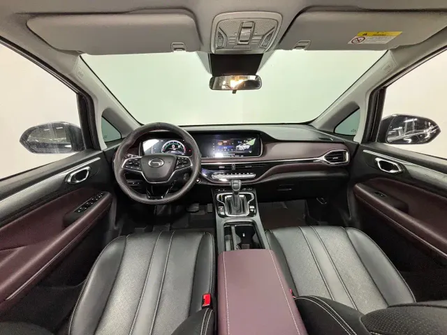 GAC Trumpchi M6 — Фото автомобиля 12