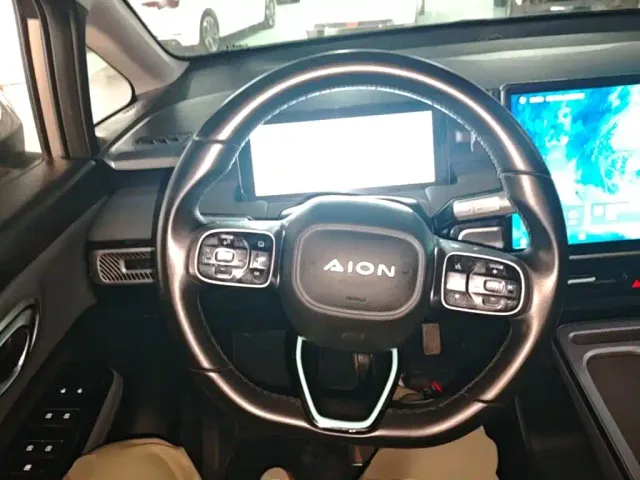 GAC Aion Y — Фото автомобиля 10