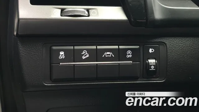 KG_Mobility_Ssangyong Rexton Новый Rexton Sport Дизель 2.2 4WD — Фото автомобиля 18
