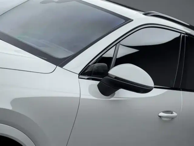Porsche Cayenne — Фото автомобиля 7