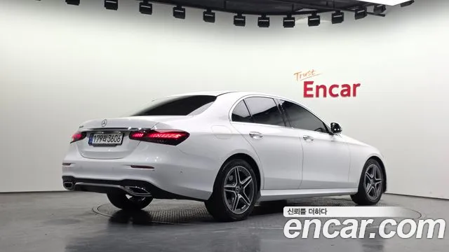 Mercedes-Benz E-Class W213 — Фото автомобиля 2