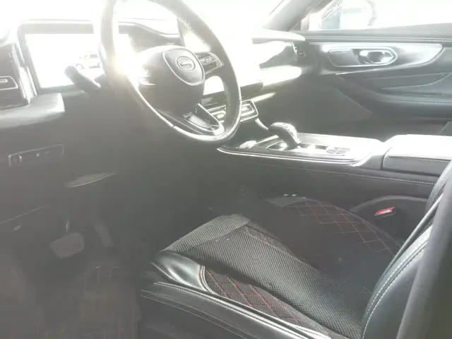 GAC Trumpchi GS8 — Фото автомобиля 8