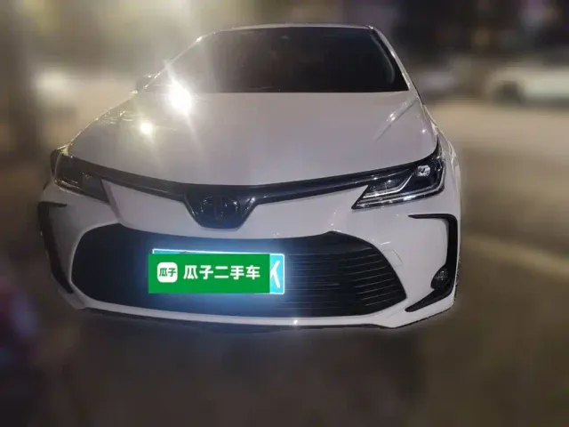 Toyota Corolla — Фото автомобиля 2
