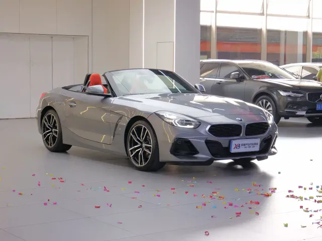 BMW Z4 — Фото автомобиля 2