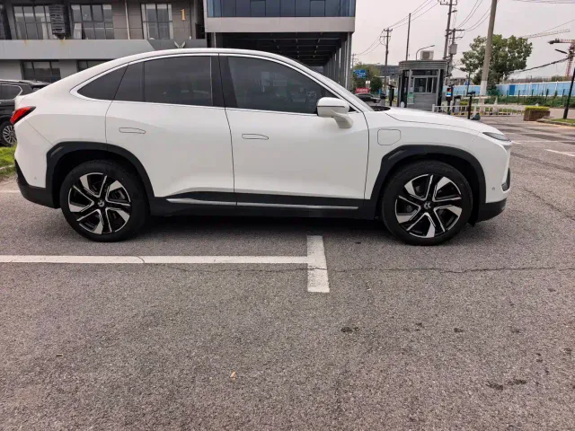 Nio EC6 — Фото автомобиля 4