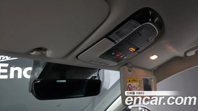Hyundai Tucson Tucson (NX4) Дизель 2.0 2WD — Фото автомобиля 18