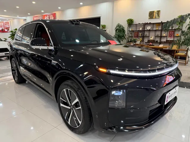 Li Auto L6 — Фото автомобиля 3