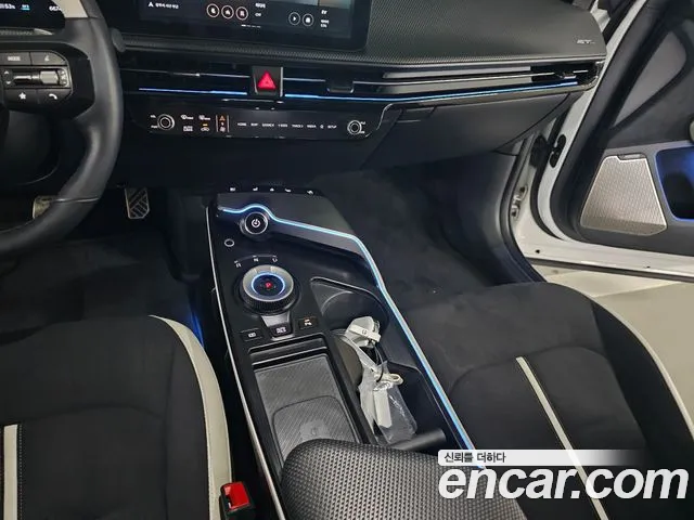 Kia EV6 EV6 (New) — Фото автомобиля 19