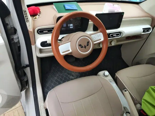 Wuling Hongguang Mini EV — Фото автомобиля 5