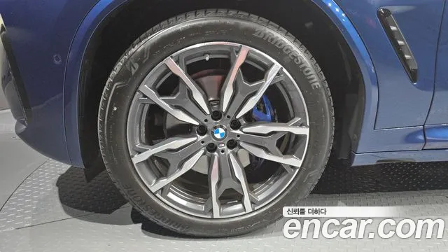 BMW X4 xDrive20d M Sport — Фото автомобиля 3
