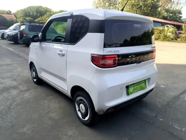 Wuling Hongguang Mini EV — Фото автомобиля 4