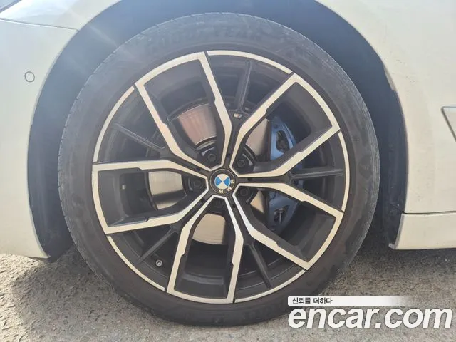 BMW 5 Series G30 — Фото автомобиля 5