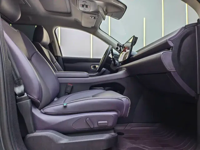 Leapmotor C16 — Фото автомобиля 10
