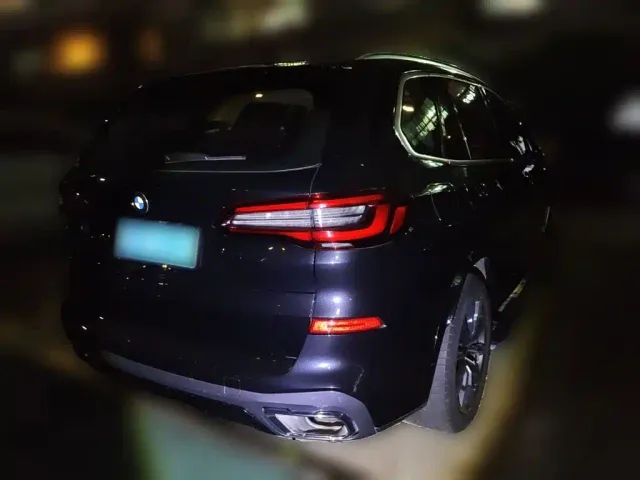 BMW X5 — Фото автомобиля 6