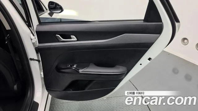 Kia K5 Новый K5 3 поколение 2.0 LPi(Для проката) — Фото автомобиля 25