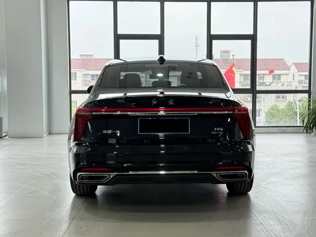Hongqi H5 — Фото автомобиля 4