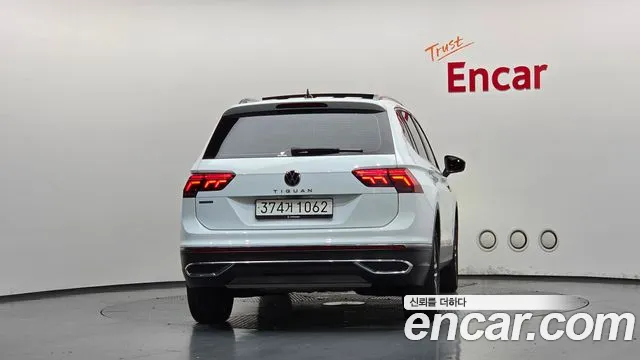 Volkswagen Tiguan — Фото автомобиля 4