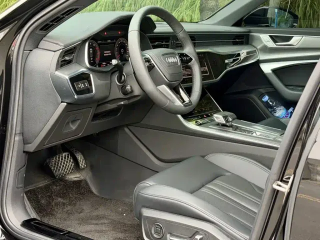 Audi A6L — Фото автомобиля 6