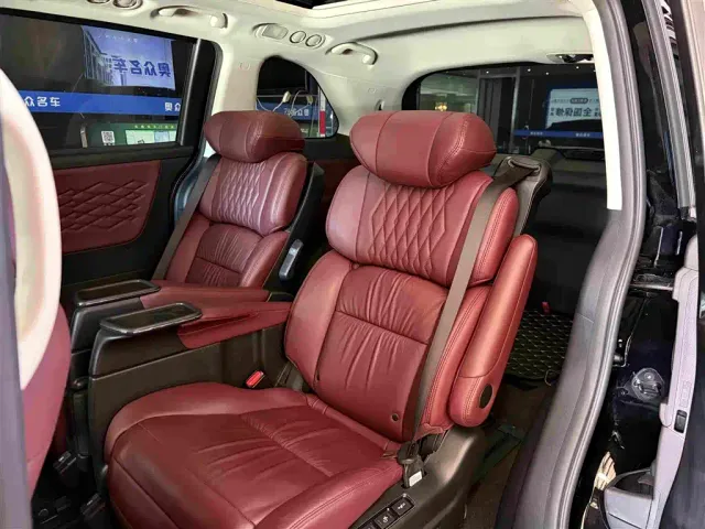 Honda Elysion — Фото автомобиля 13