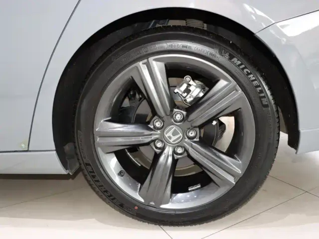 Honda Inspire — Фото автомобиля 16
