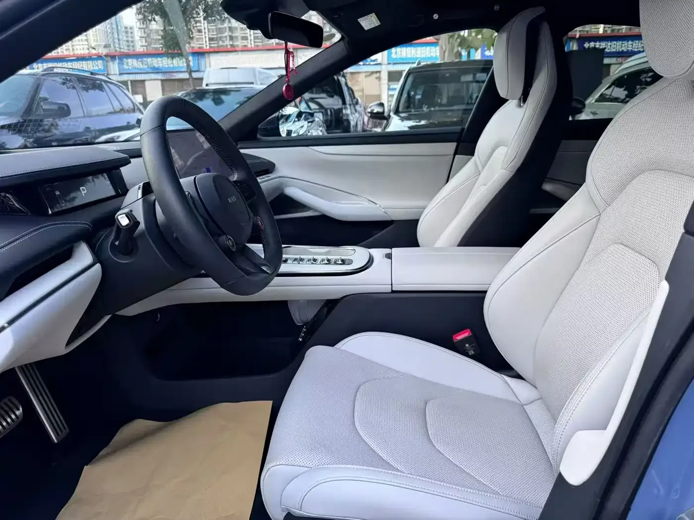Xiaomi Auto Xiaomi SU7 2024 AWD Max Founder's Edition — Фото автомобиля 5