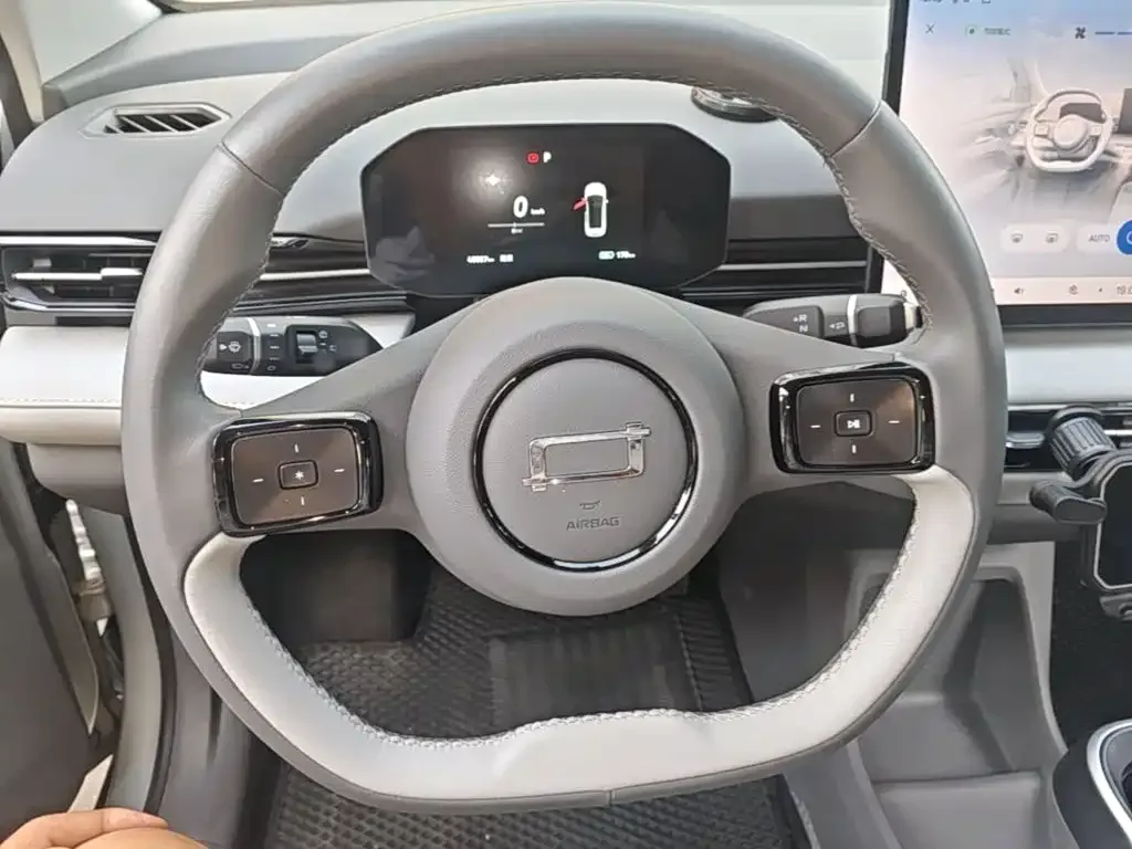 Besturn Yueyi 03 2025 445km Premium Selection Edition — Фото автомобиля 10