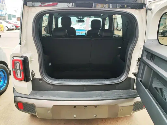 Baojun Yep Plus — Фото автомобиля 18