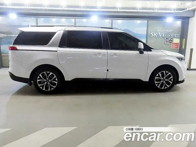 Kia Canival Carnival 4 поколение Дизель 11 мест Prestige — Фото автомобиля 3