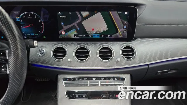 Mercedes-Benz E-Class W213 — Фото автомобиля 12