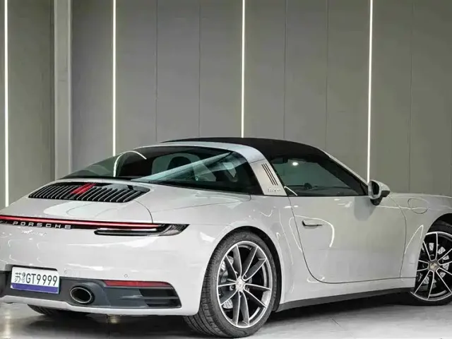 Porsche 911 — Фото автомобиля 7