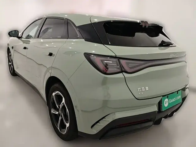 BYD Seal 06 GT — Фото автомобиля 6