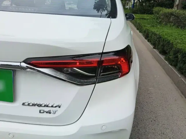 Toyota Corolla — Фото автомобиля 7